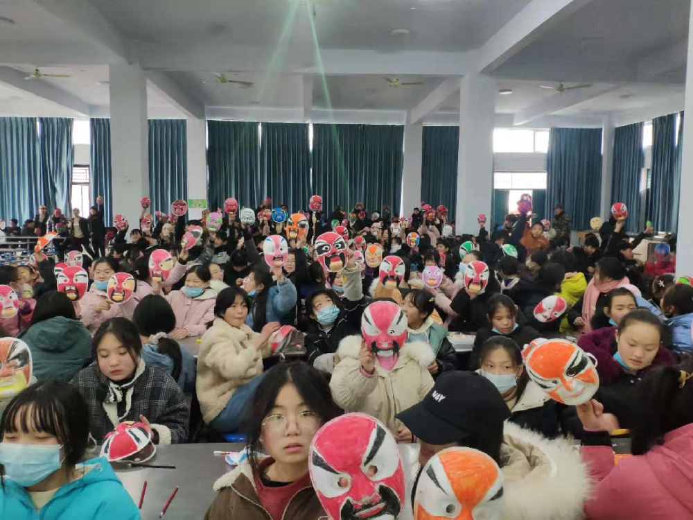 天天鲁一鲁摸一摸爽一爽