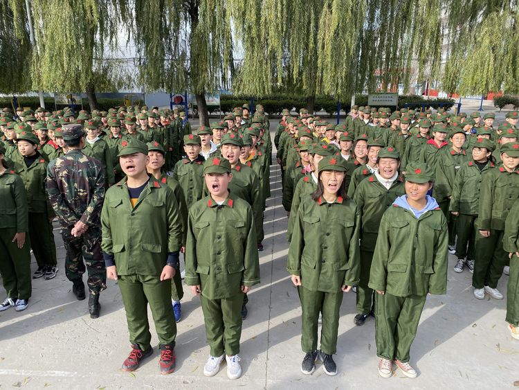 天天鲁一鲁摸一摸爽一爽