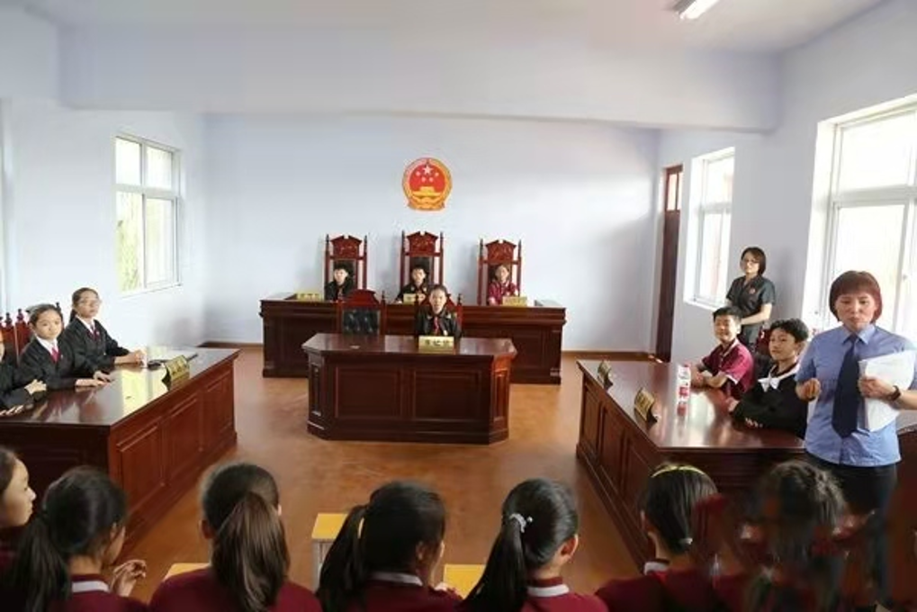 天天鲁一鲁摸一摸爽一爽