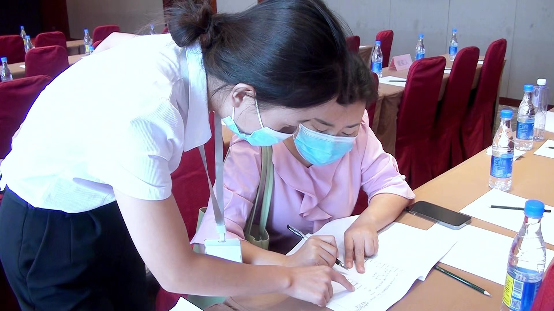 天天鲁一鲁摸一摸爽一爽