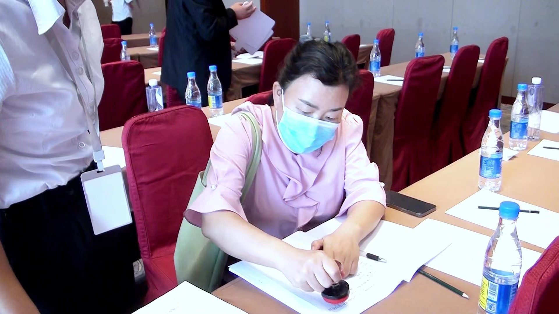 天天鲁一鲁摸一摸爽一爽